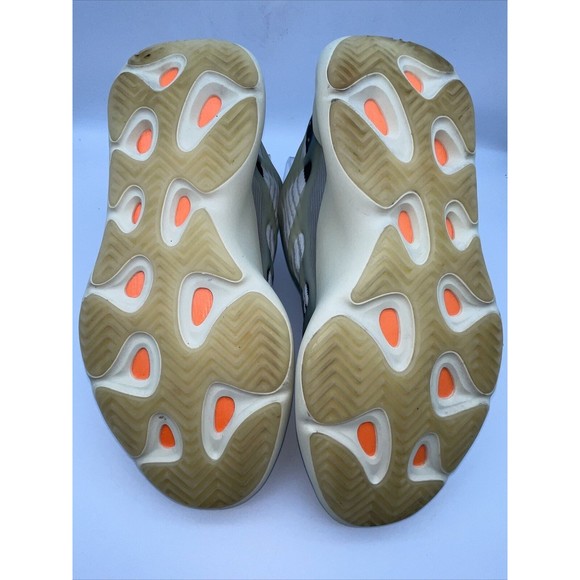 Yeezy Boost 700 v3 Fade Salt Men Size 10 Non Original Box - Picture 9 of 12